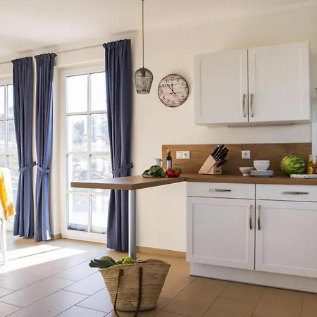 Holiday home Luxushaus Bodstedt Mit Lagunenschwimmen Fuhlendorf (Mecklenburg-Vorpommern)
