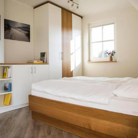 Luxushaus Bodstedt Mit Lagunenschwimmen *