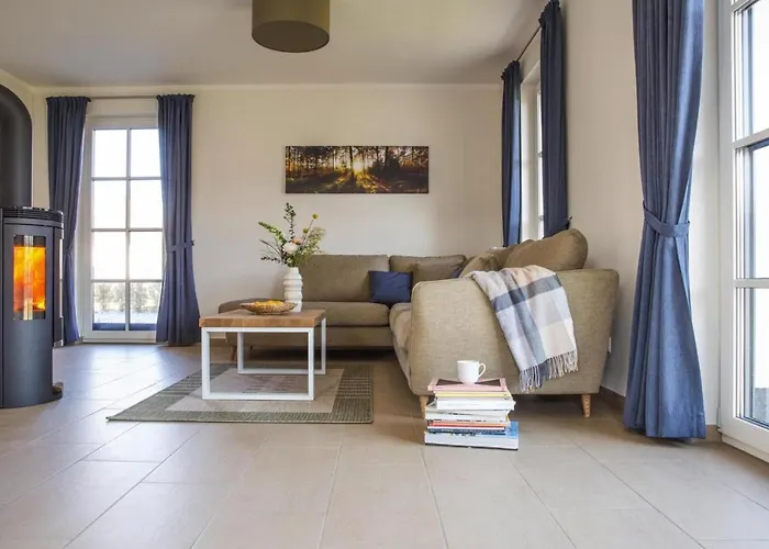 Luxushaus Bodstedt Mit Lagunenschwimmen بيت للعطل *